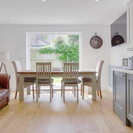 Newly Renovated 3 Bedroom Victorian Detached House Bournemouth Bagian luar foto