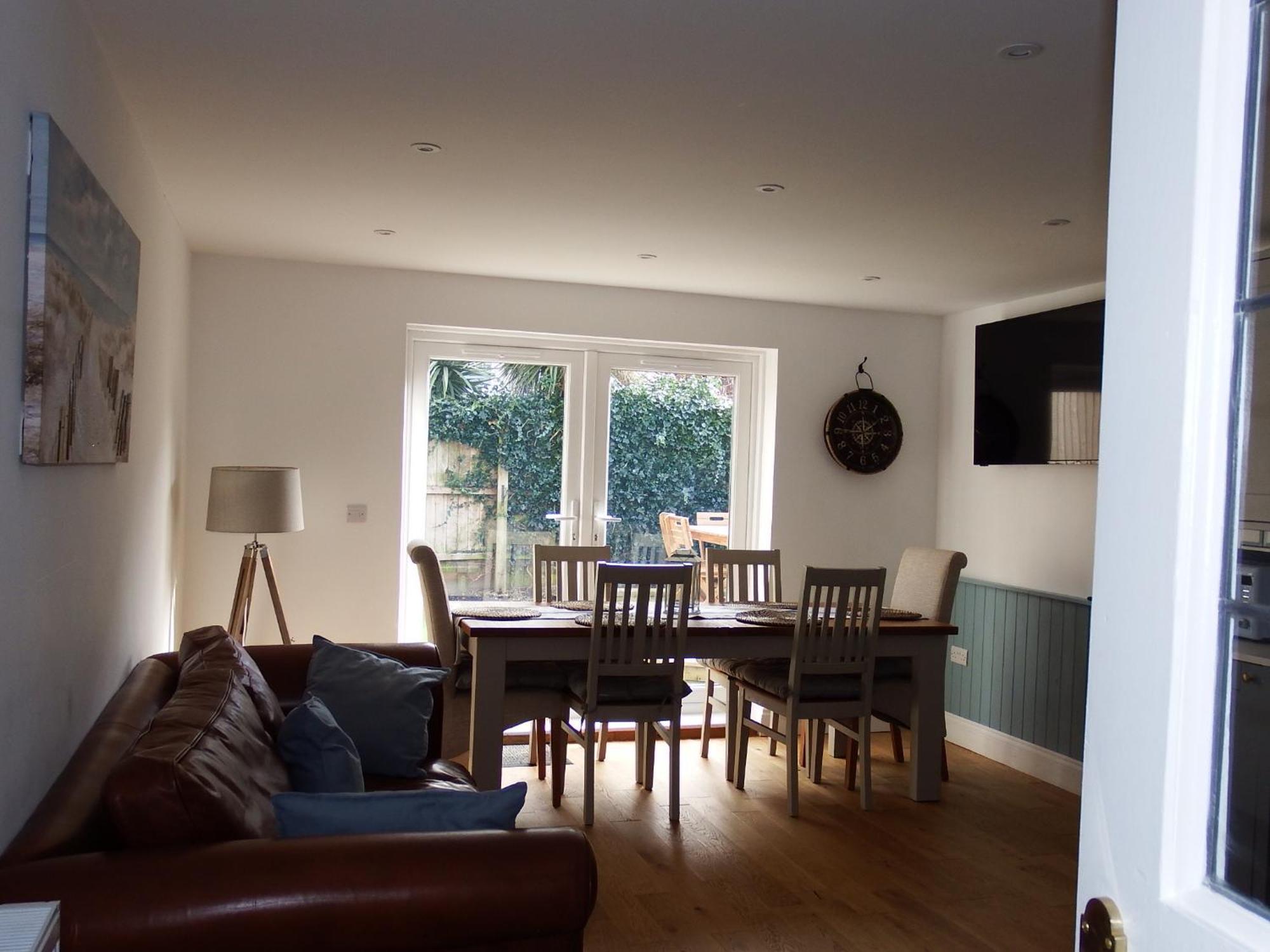 Newly Renovated 3 Bedroom Victorian Detached House Bournemouth Bagian luar foto