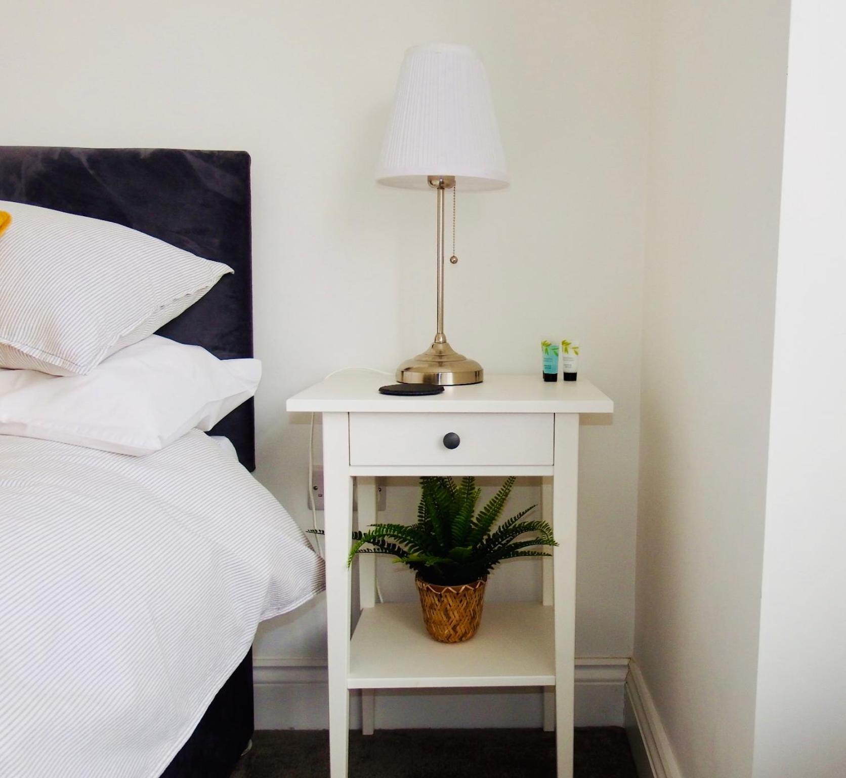 Newly Renovated 3 Bedroom Victorian Detached House Bournemouth Bagian luar foto