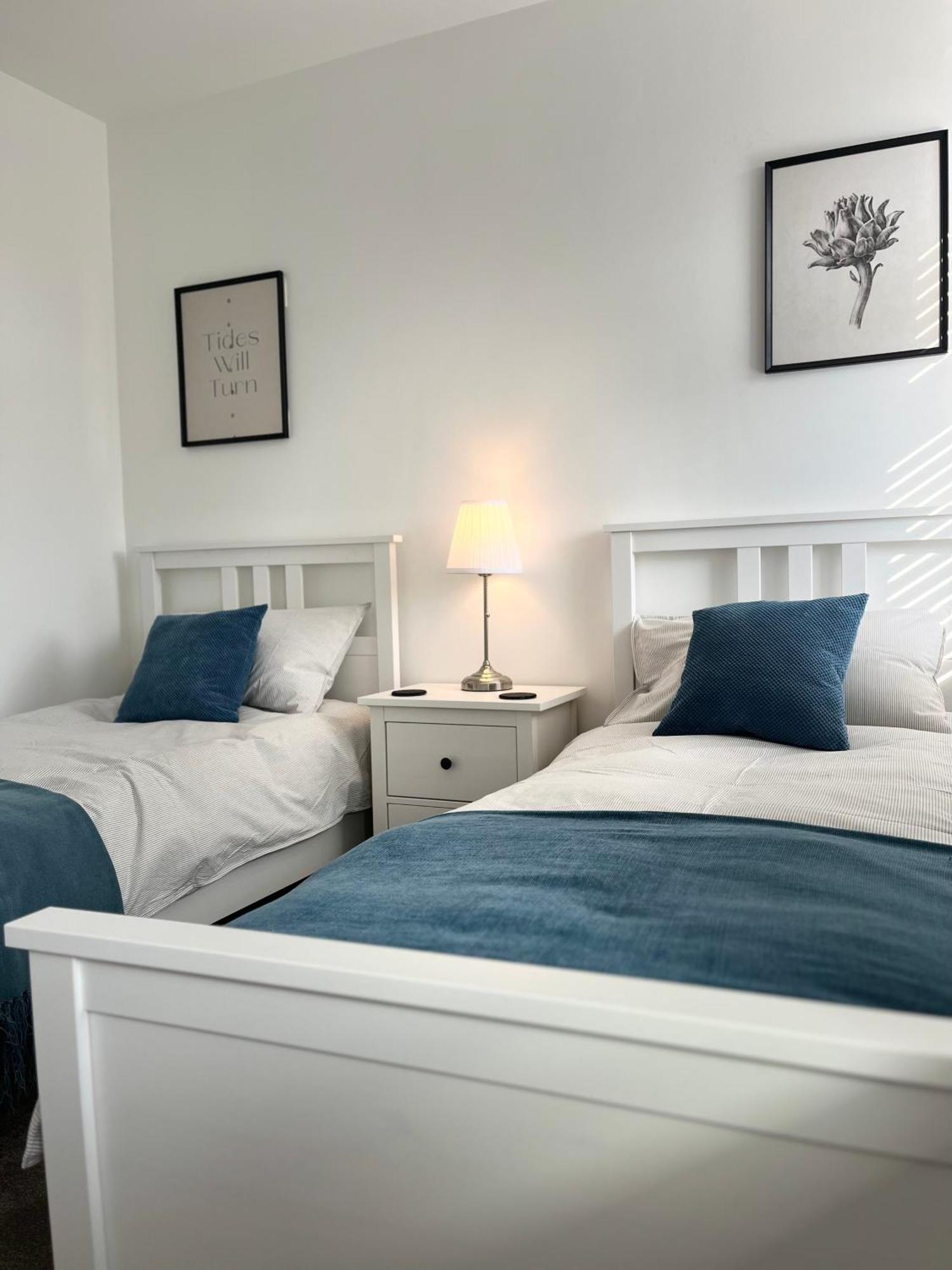Newly Renovated 3 Bedroom Victorian Detached House Bournemouth Bagian luar foto